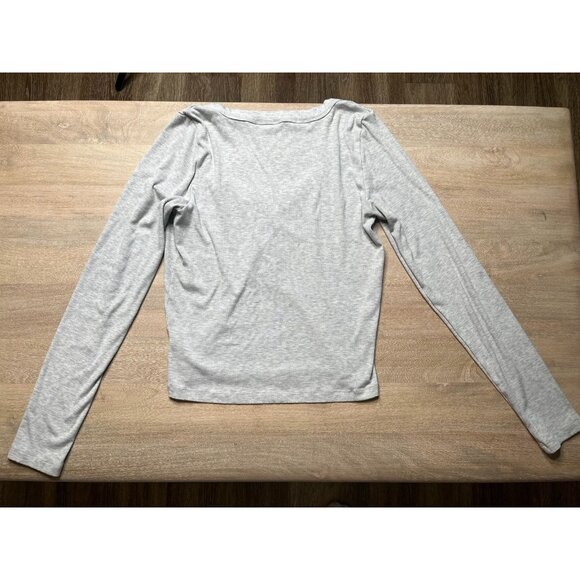 Vuori Long Sleeve Pose Scoop Tee Ribbed in White Heather Gray Size XL - Picture 6 of 8